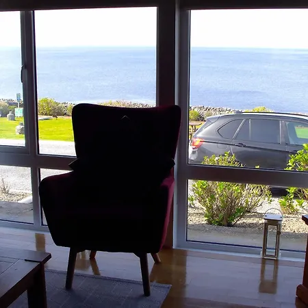 Dolphin Watch Holiday home