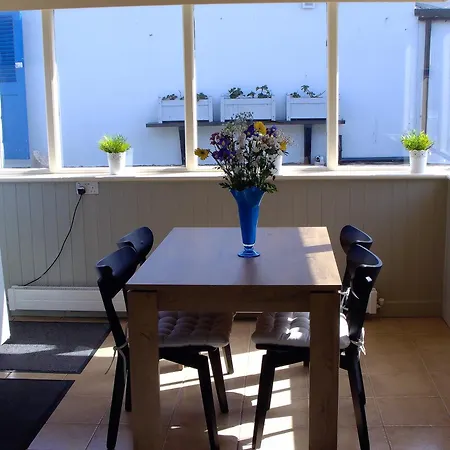 別荘 Dolphin Watch